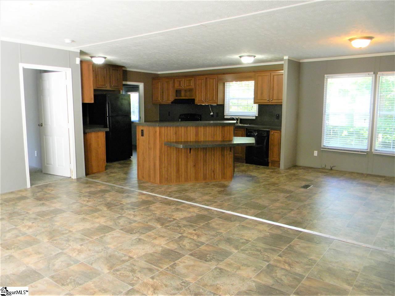 110 Thorn Ridge Lane Pelzer, SC 29669 - Photo 5 of 35