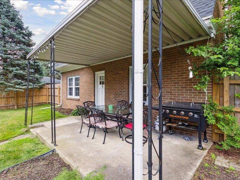 1209 Halsted Road Rockford, IL 61103 - Photo 37 of 43 Gallery Image 37