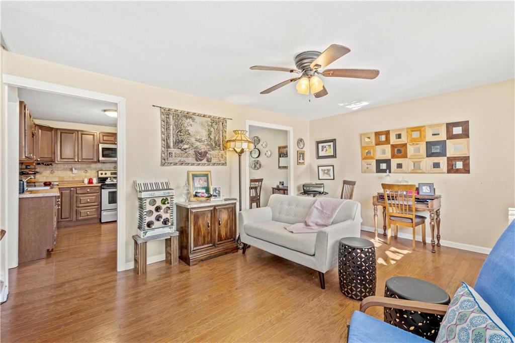 408 Olten Road Monroeville, PA 15146 - Photo 4 of 15 Gallery Image 4