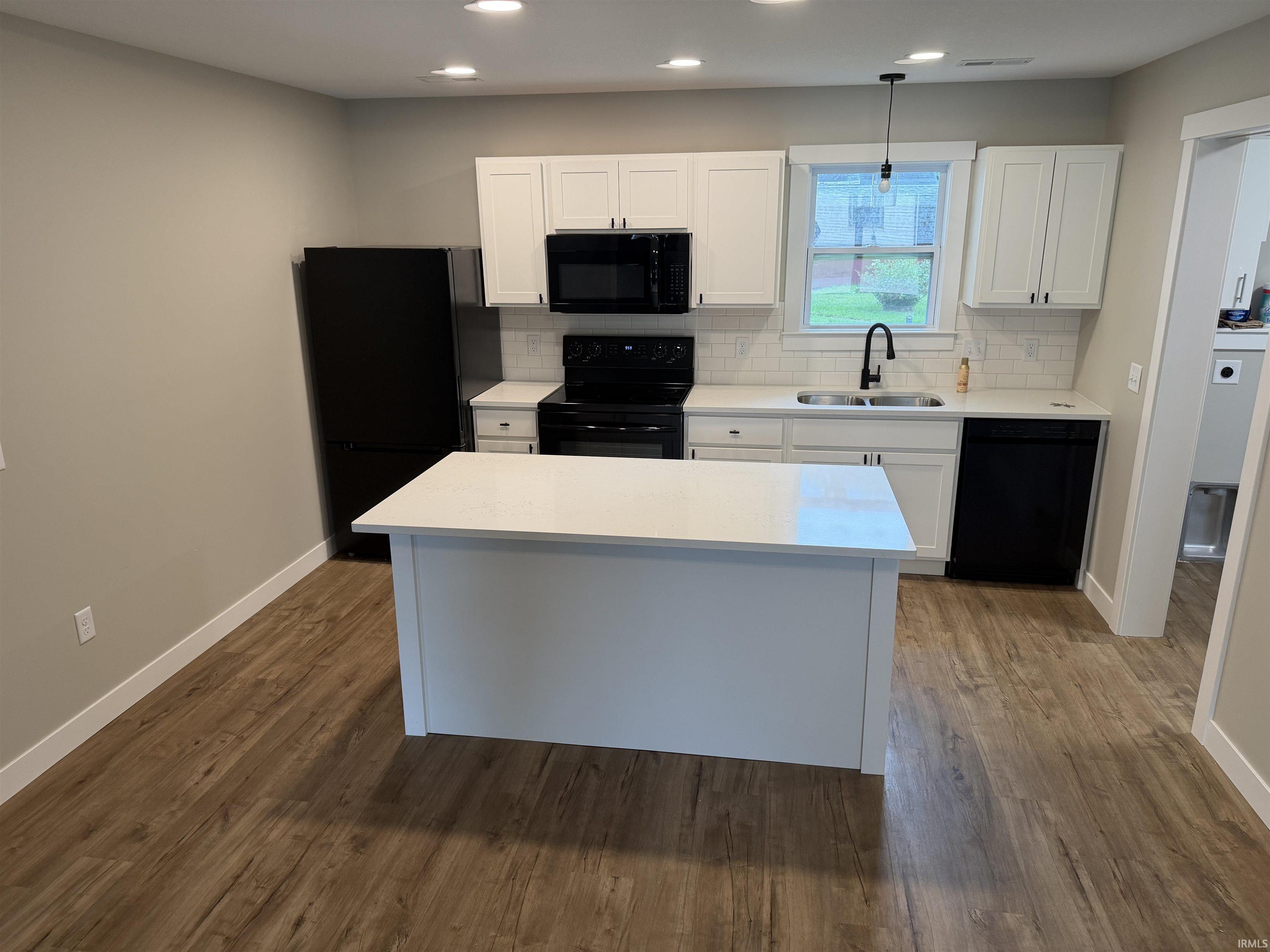 901 Dorwin Street Decatur, IN 46733 - Photo 3 of 13