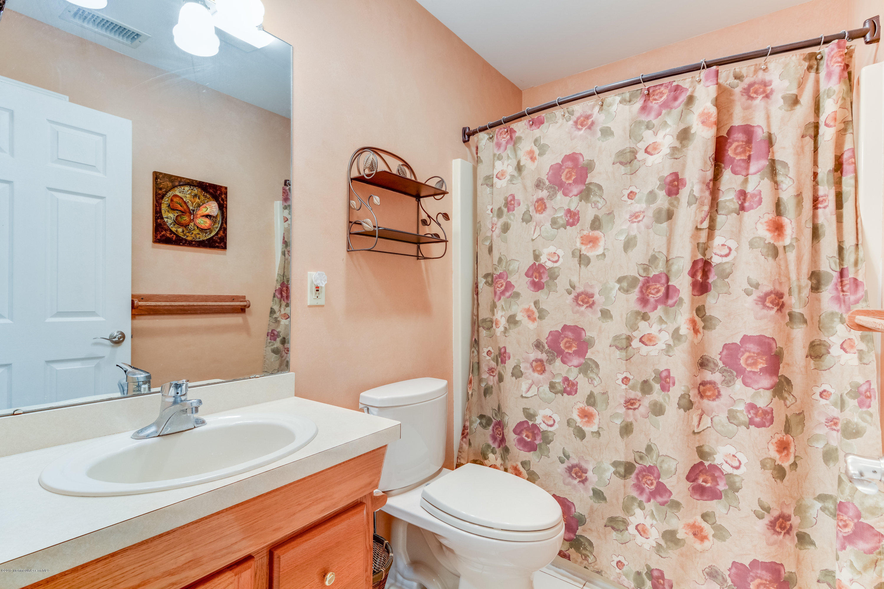 426 Burke Road Jackson, NJ 08527 - Photo 16 of 24 Full_Bath