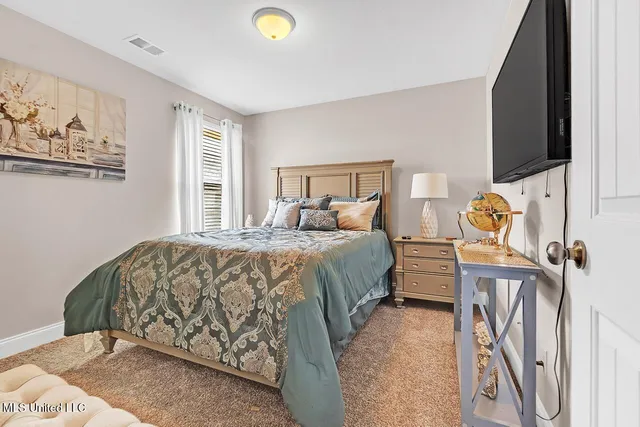 $379,999 | 2544 Madeline Lane, Southaven, MS 38672