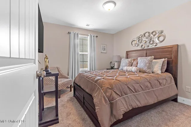 $379,999 | 2544 Madeline Lane, Southaven, MS 38672