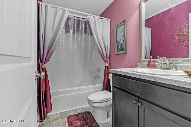 $379,999 | 2544 Madeline Lane, Southaven, MS 38672