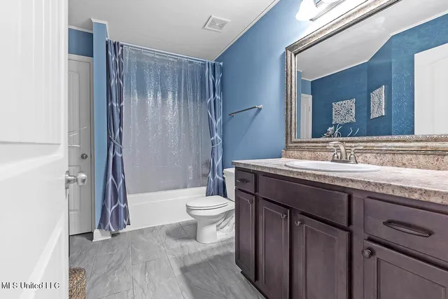 $379,999 | 2544 Madeline Lane, Southaven, MS 38672