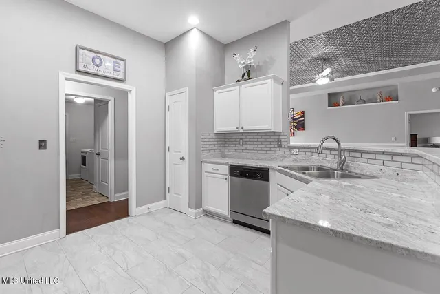 $379,999 | 2544 Madeline Lane, Southaven, MS 38672