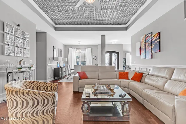 $379,999 | 2544 Madeline Lane, Southaven, MS 38672