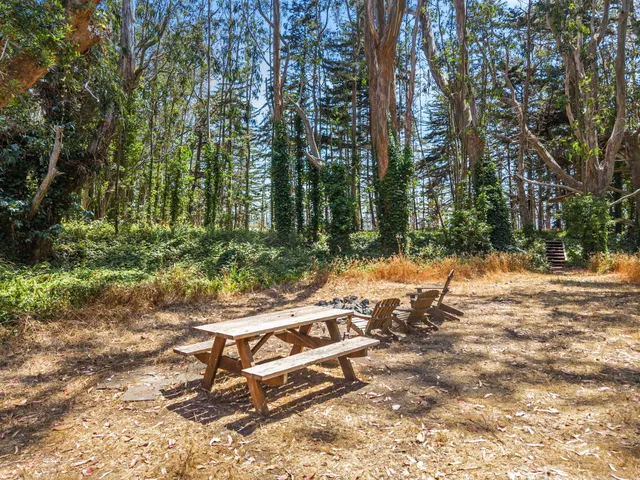 $1,575,000 | 865 New Navy Base Road, Samoa, CA 95564
