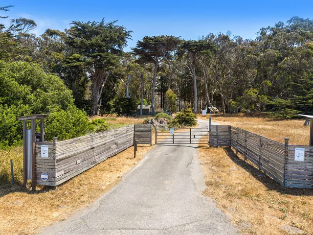 $1,575,000 | 865 New Navy Base Road, Samoa, CA 95564