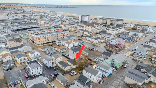 $329,900 | 7 Perkins Avenue, Unit C, Hampton, NH 03842