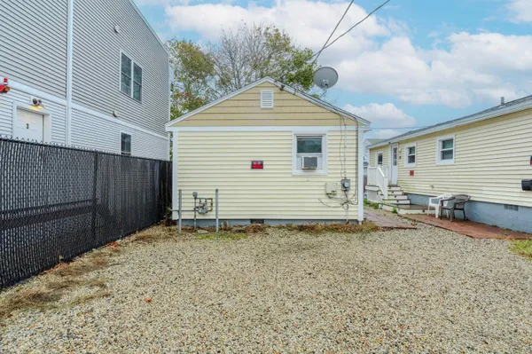 $329,900 | 7 Perkins Avenue, Unit C, Hampton, NH 03842