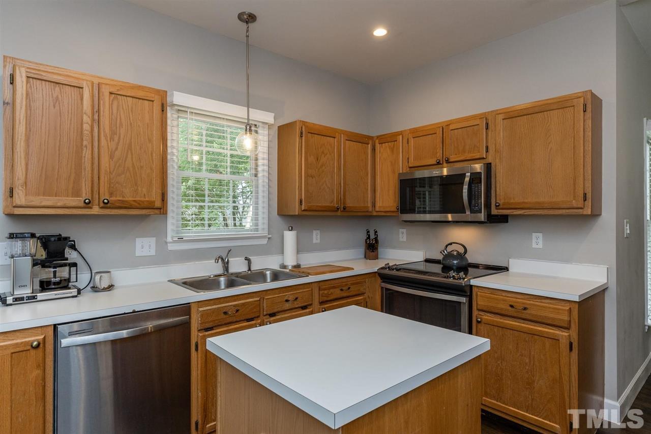 11941 Fairlie Place Raleigh, NC 27613 - Photo 13 of 29