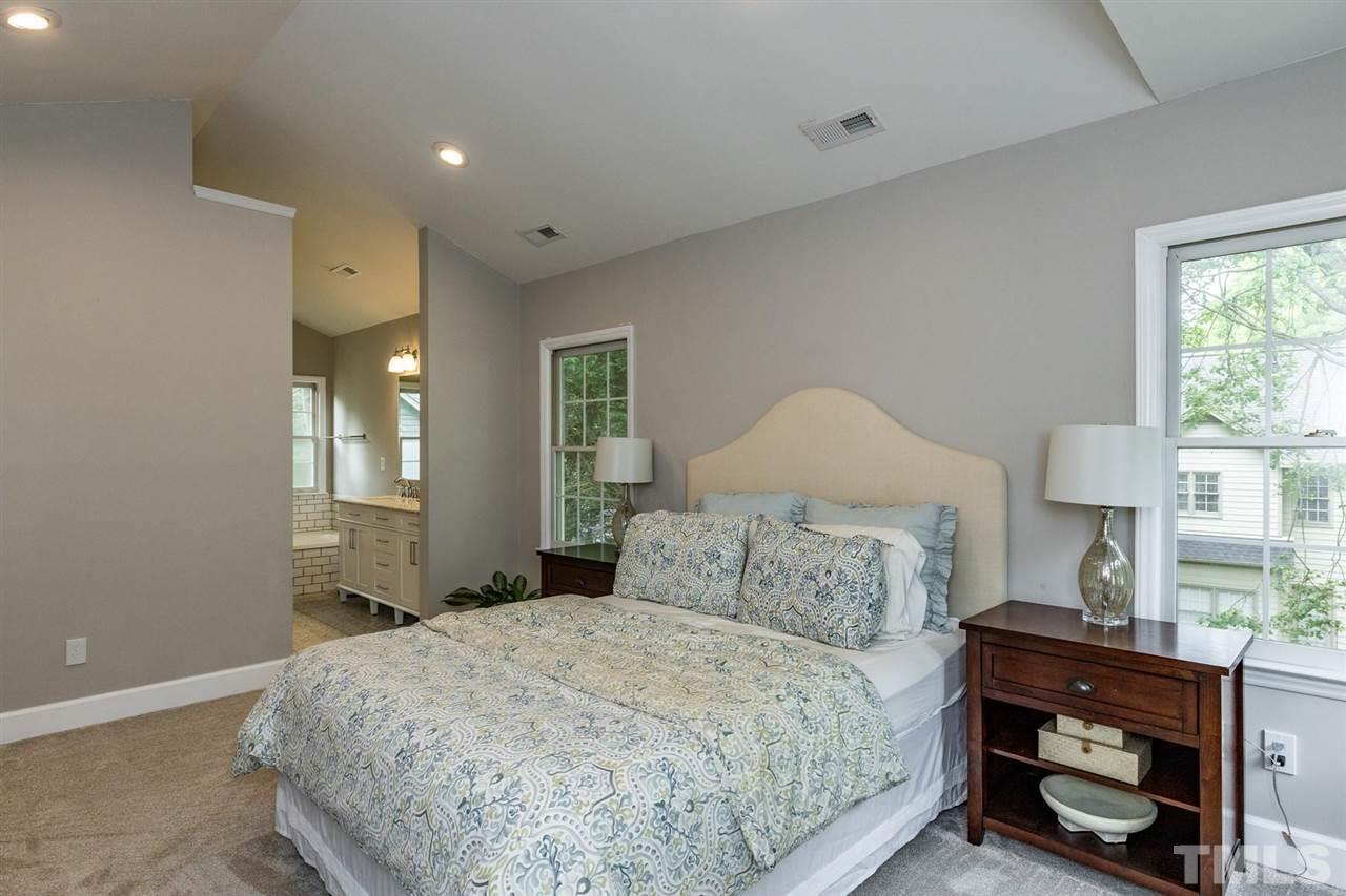 11941 Fairlie Place Raleigh, NC 27613 - Photo 17 of 29
