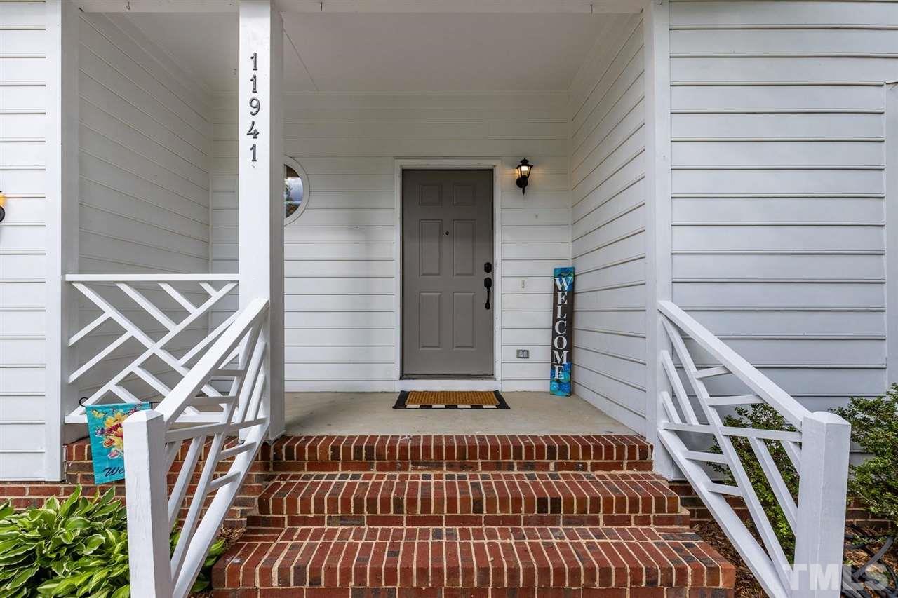 11941 Fairlie Place Raleigh, NC 27613 - Photo 3 of 29