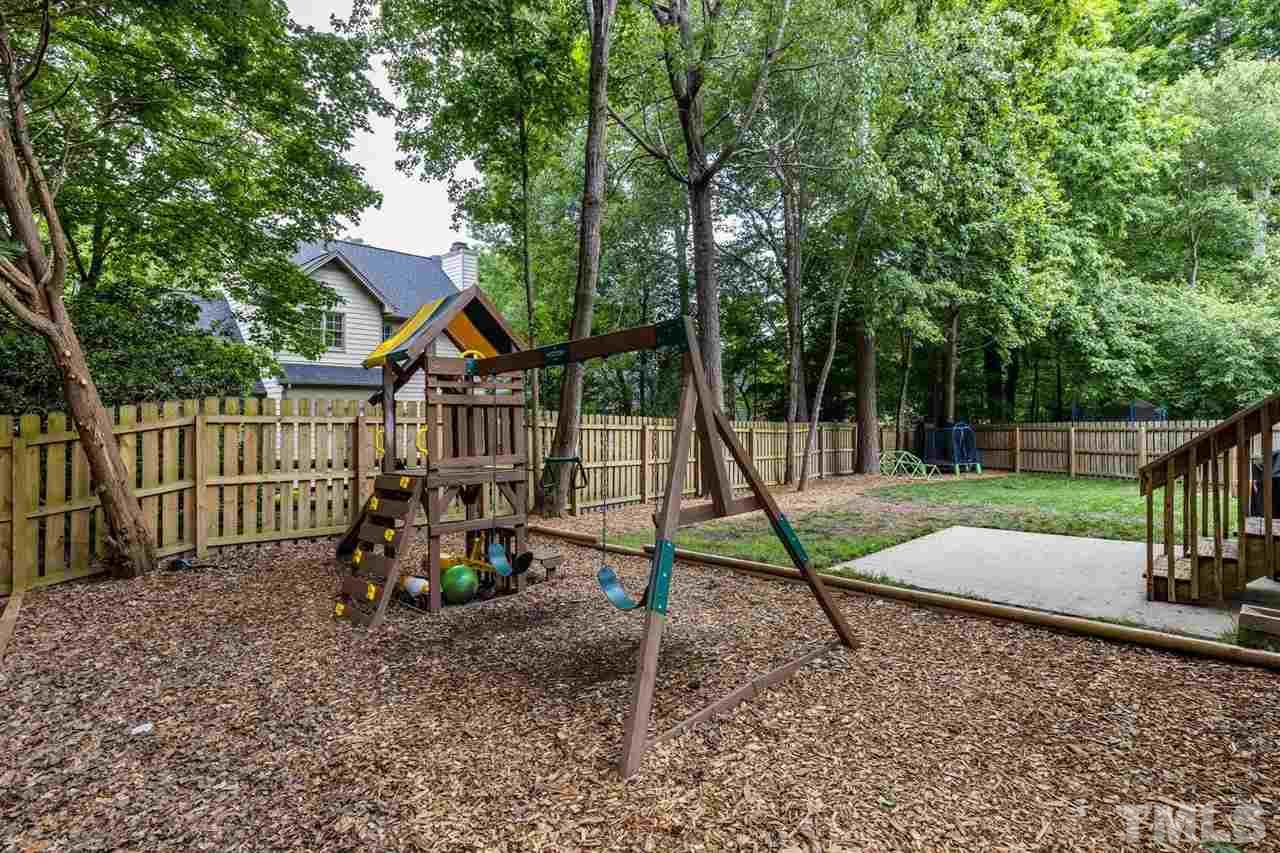 11941 Fairlie Place Raleigh, NC 27613 - Photo 27 of 29