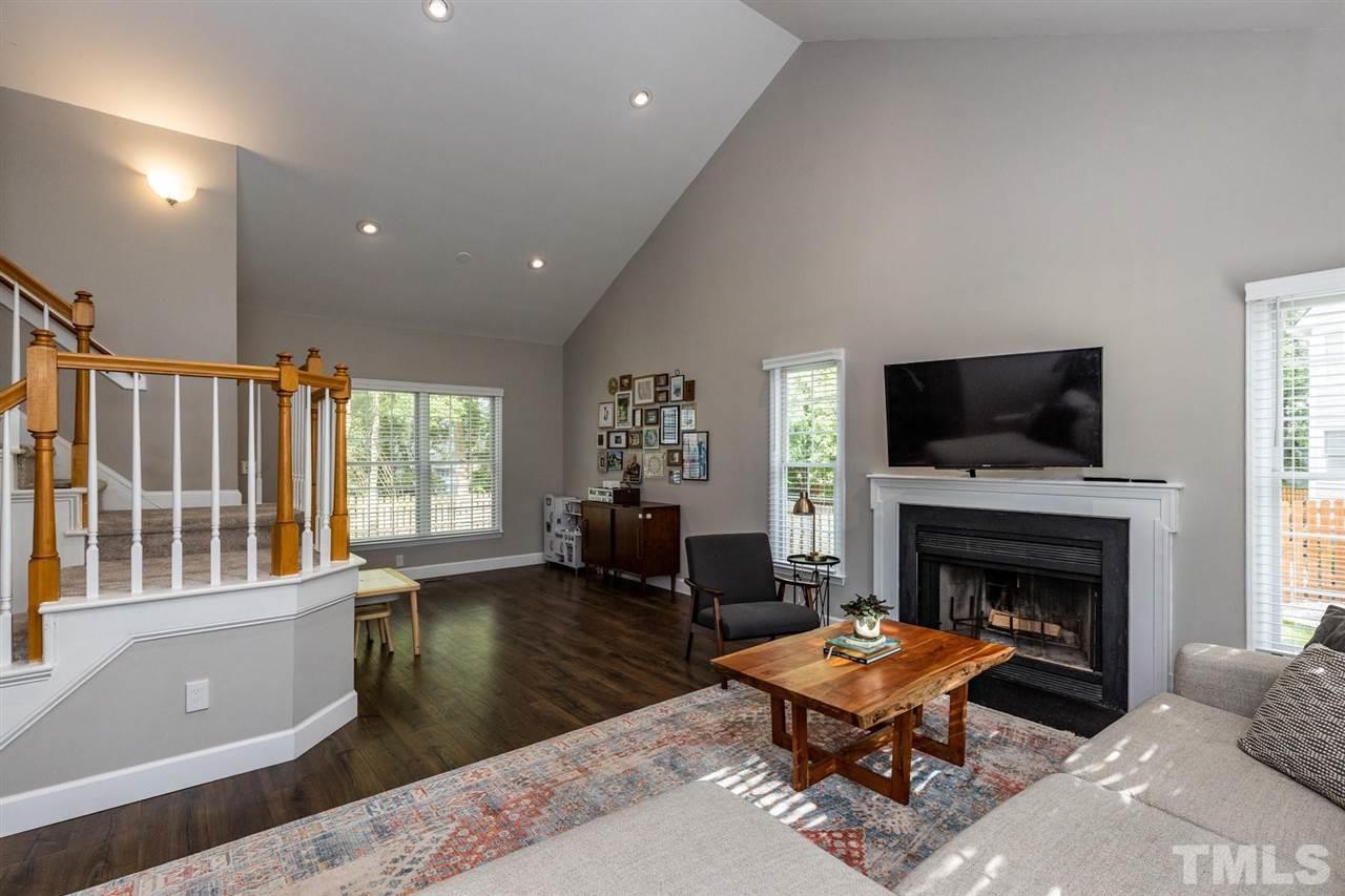 11941 Fairlie Place Raleigh, NC 27613 - Photo 5 of 29