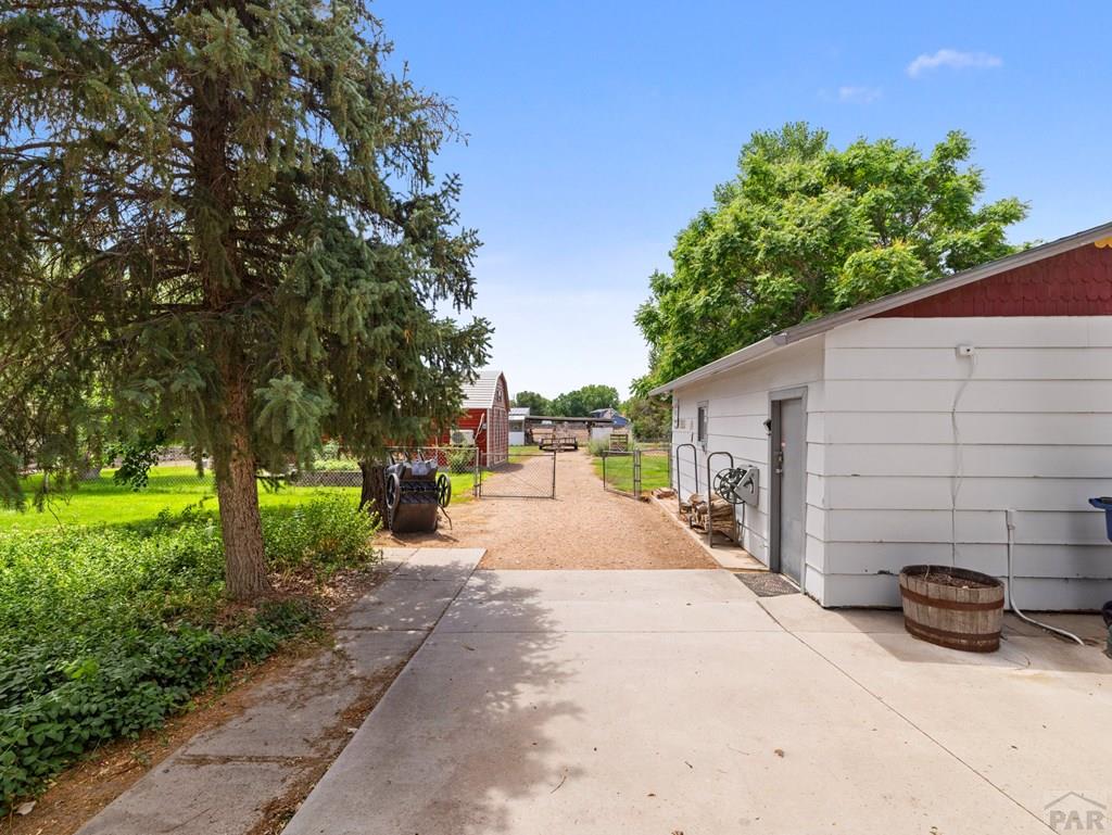 29496 Gale Road Pueblo, CO 81006 - Photo 10 of 33 Gallery Image 10
