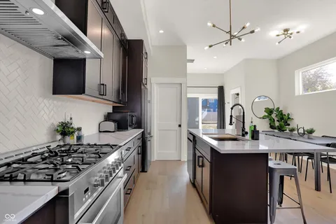 $415,000 | 417 East Morris Street, Indianapolis, IN 46225