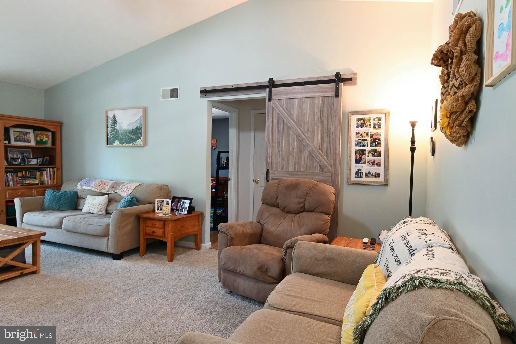 43 Floral Ridge Circle Inwood, WV 25428 - Photo 9 of 47 Gallery Image 9