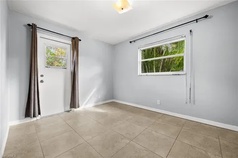 $999,000 | 781 101st Avenue North, Naples, FL 34108