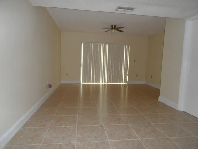 $2,100 | 3884 Northwest 90th Avenue, Unit 3884, Fort Lauderdale, FL 33351