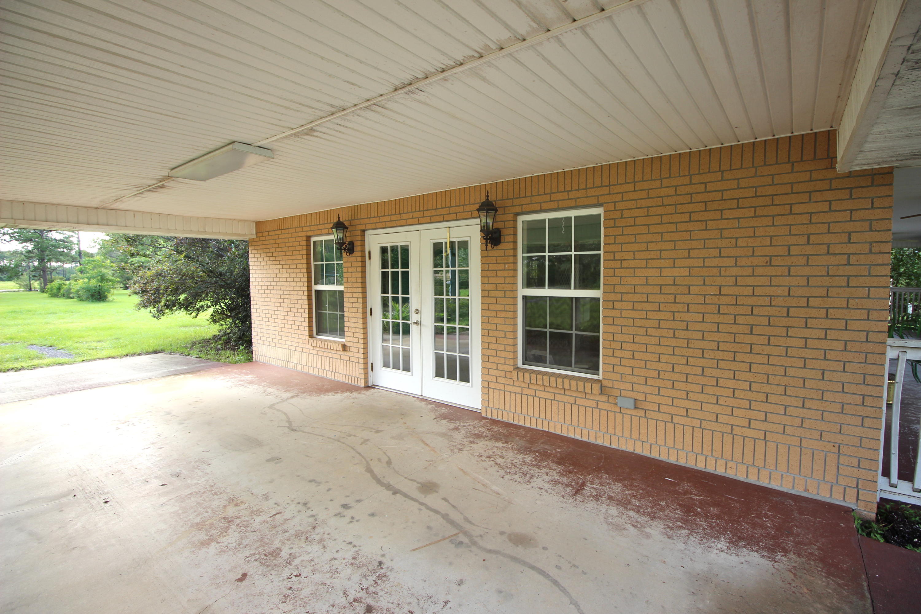 353 Juniper Lake Road DeFuniak Springs, FL 32433 - Photo 9 of 26 IMG_8552