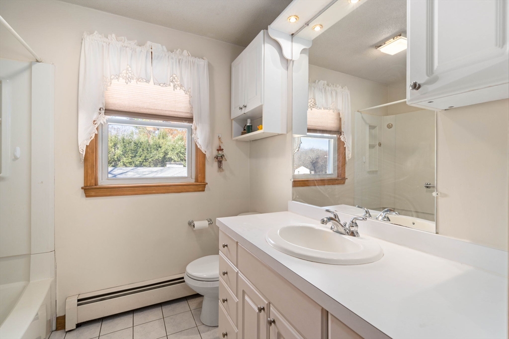 114 East Gooseberry Road West Springfield, MA 01089 - Photo 25 of 35 Gallery Image 25