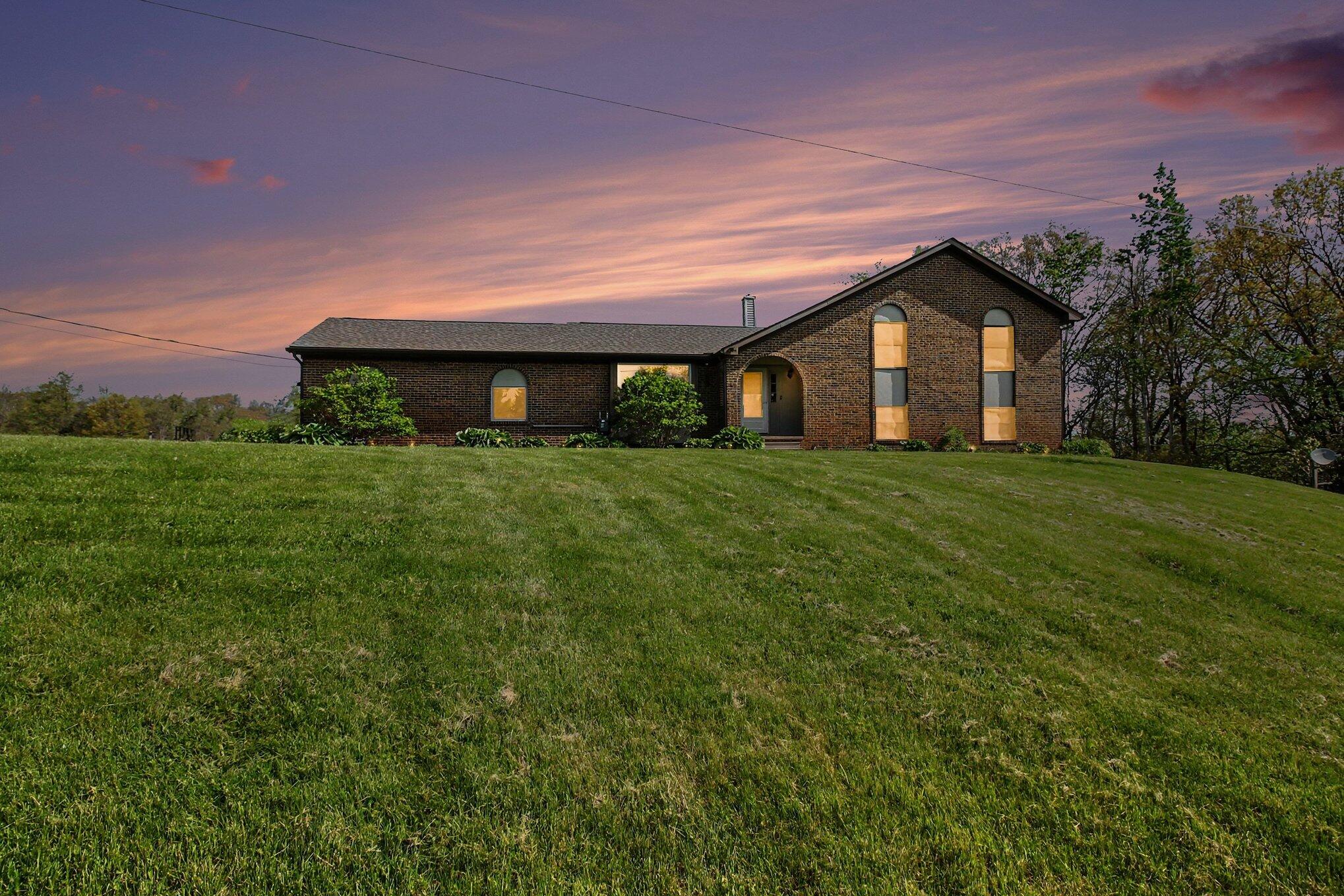 2536 West Coon Lake Road Howell, MI 48843 - Photo 30 of 35 001_file_9904