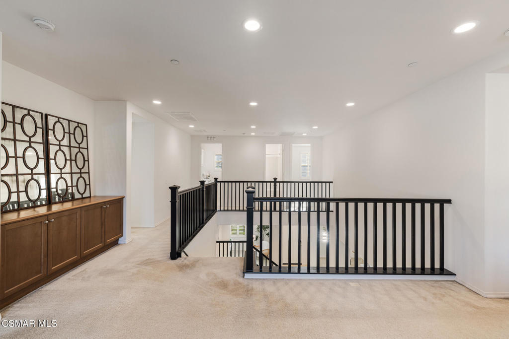 7020 Highgrove Place Moorpark, CA 93021 - Photo 32 of 59 a view of a hallway