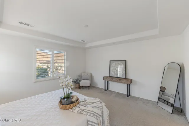 a view of a back yard of the house