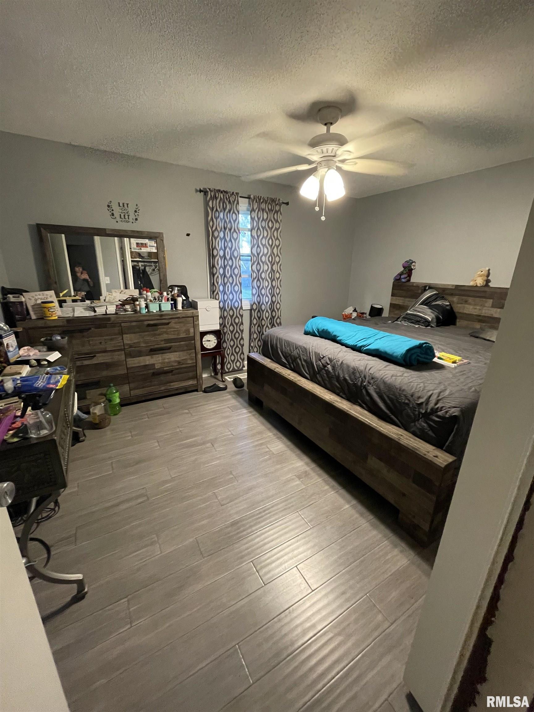 4404 West Castleton Road Peoria, IL 61615 - Photo 2 of 6 Gallery Image 2