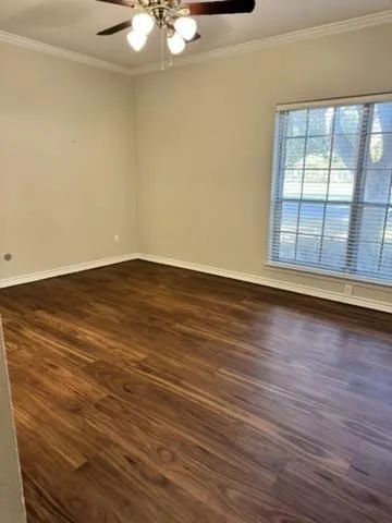 $2,000 | 4347 Bellaire Drive South, Unit 132S, Fort Worth, TX 76109