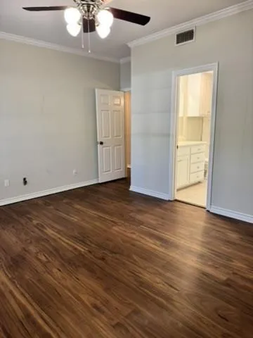 $2,000 | 4347 Bellaire Drive South, Unit 132S, Fort Worth, TX 76109