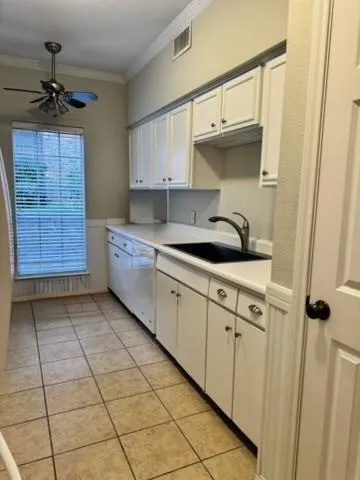 $2,000 | 4347 Bellaire Drive South, Unit 132S, Fort Worth, TX 76109