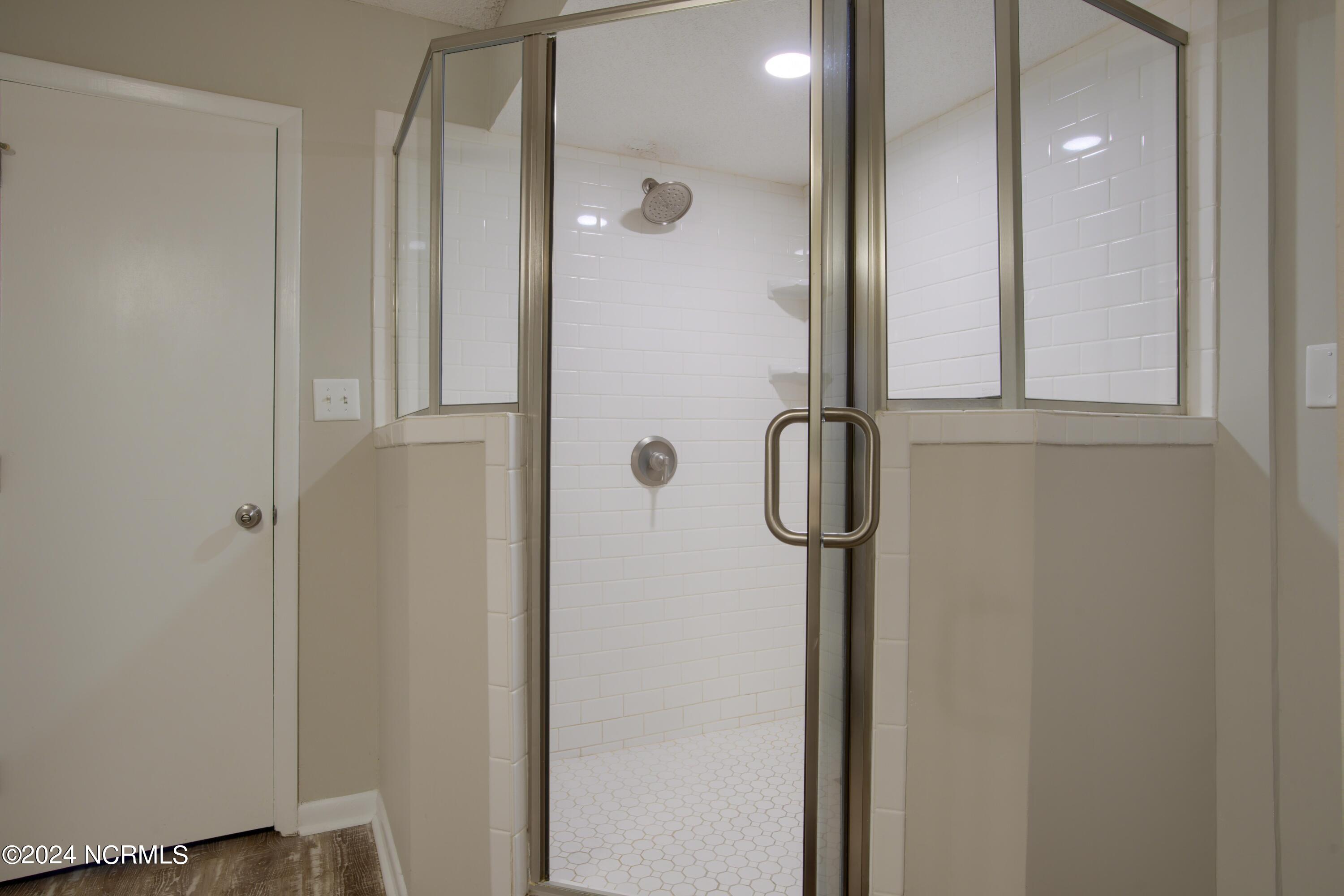 2000 New River Inlet Road, Unit 3309 North Topsail Beach, NC 28460 - Photo 20 of 30 3309 St. Regis - Interior_22
