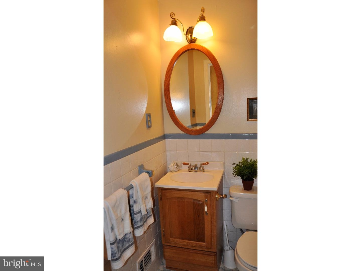 307 Ryanard Road Wallingford, PA 19086 - Photo 14 of 25 Bathroom