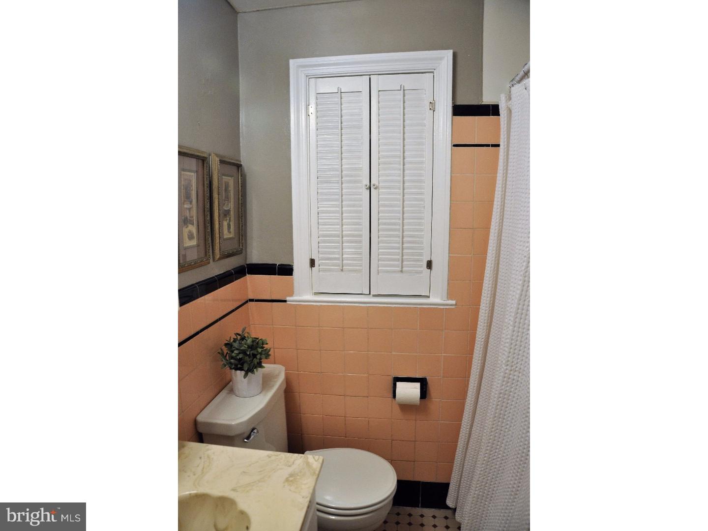 307 Ryanard Road Wallingford, PA 19086 - Photo 22 of 25 Bathroom