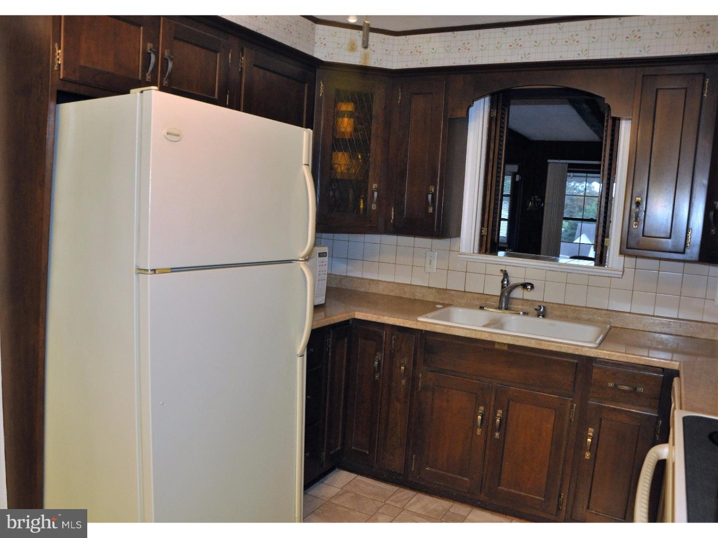 307 Ryanard Road Wallingford, PA 19086 - Photo 8 of 25 Kitchen