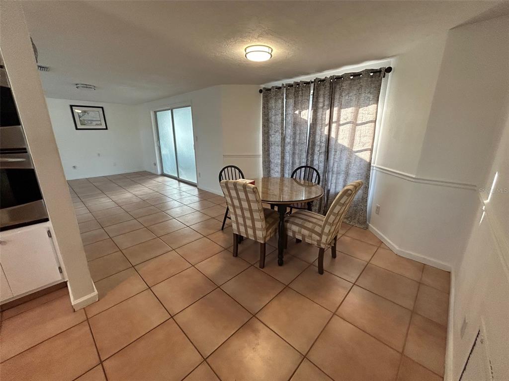 2920 McIntosh Road Sarasota, FL 34232 - Photo 6 of 13