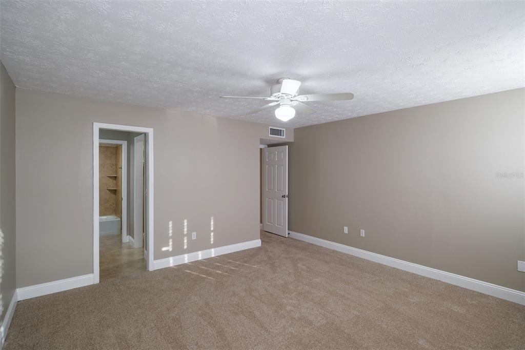 4388 Lake Underhill Road, Unit 21C2 Orlando, FL 32803 - Photo 18 of 31