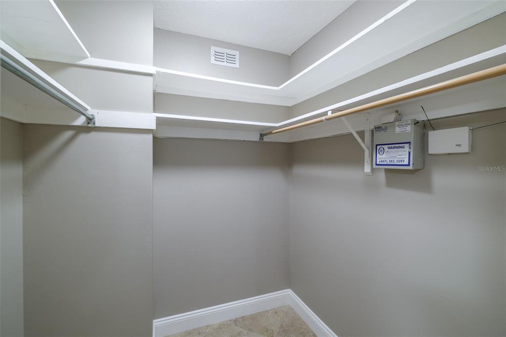 4388 Lake Underhill Road, Unit 21C2 Orlando, FL 32803 - Photo 22 of 31