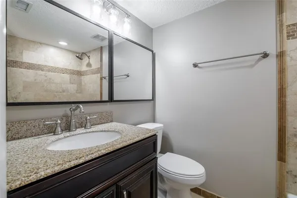 $225,000 | 4388 Lake Underhill Road, Unit 21C2, Orlando, FL 32803