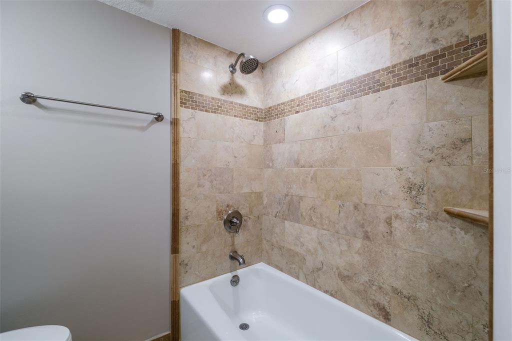 4388 Lake Underhill Road, Unit 21C2 Orlando, FL 32803 - Photo 24 of 31