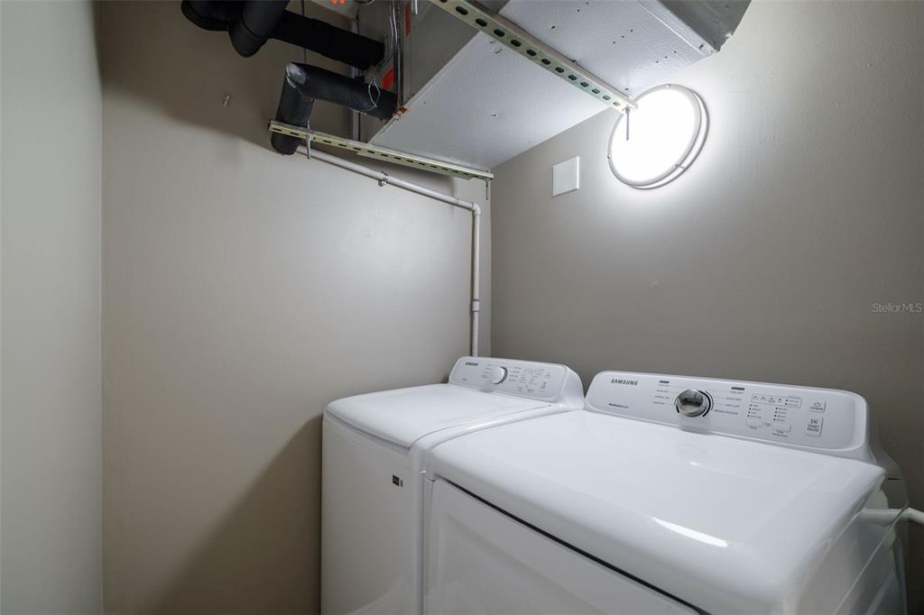 4388 Lake Underhill Road, Unit 21C2 Orlando, FL 32803 - Photo 25 of 31