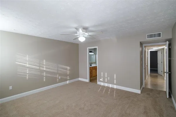 $225,000 | 4388 Lake Underhill Road, Unit 21C2, Orlando, FL 32803