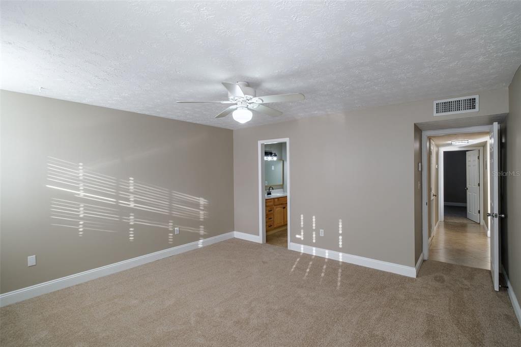 4388 Lake Underhill Road, Unit 21C2 Orlando, FL 32803 - Photo 10 of 31