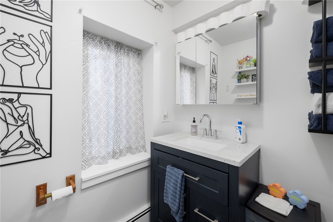 29 Sherwood Road Middletown, RI 02842 - Photo 13 of 36 Gallery Image 13