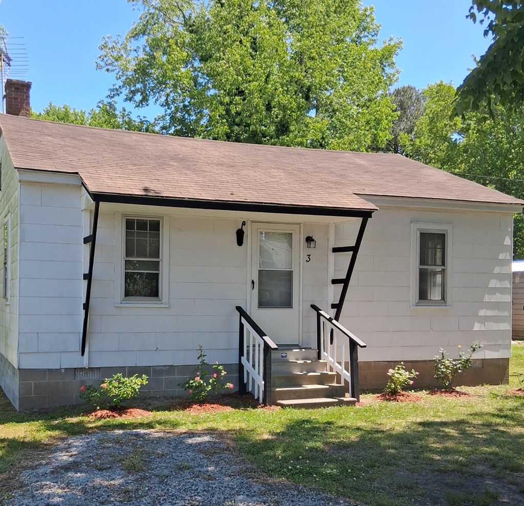 3 Hall Street Onancock, VA 23417 - Photo 2 of 12