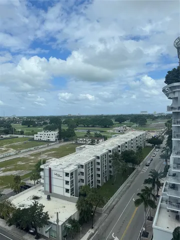 $495,000 | Royal Poinciana, Hollywood, FL 33020