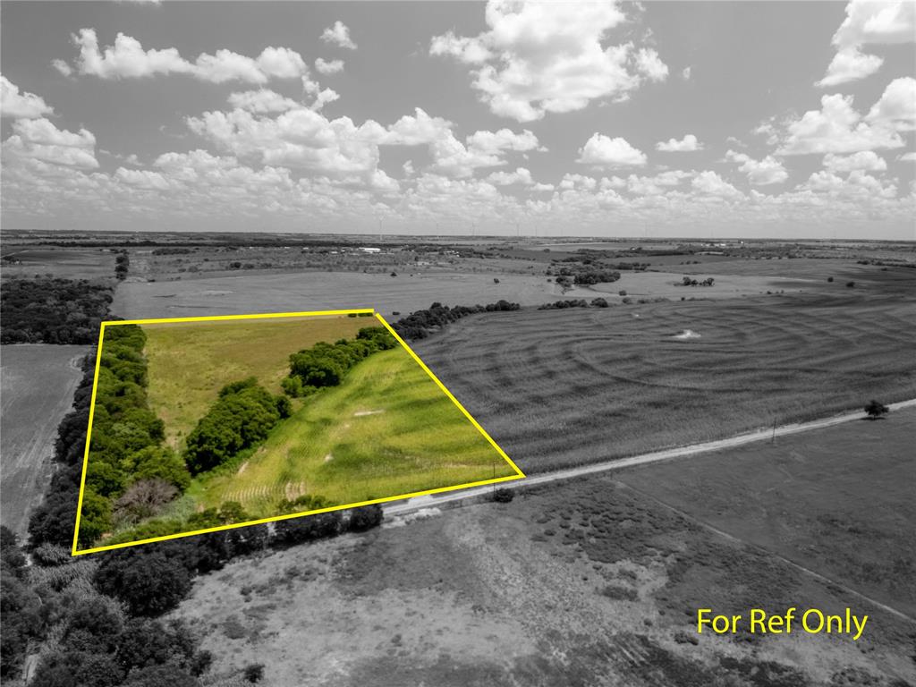 5 County Road Hubbard, TX 76648 - Photo 4 of 20 a view of a tennis court